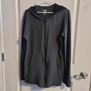 Moosejaw Women's Hooded Activewear Set